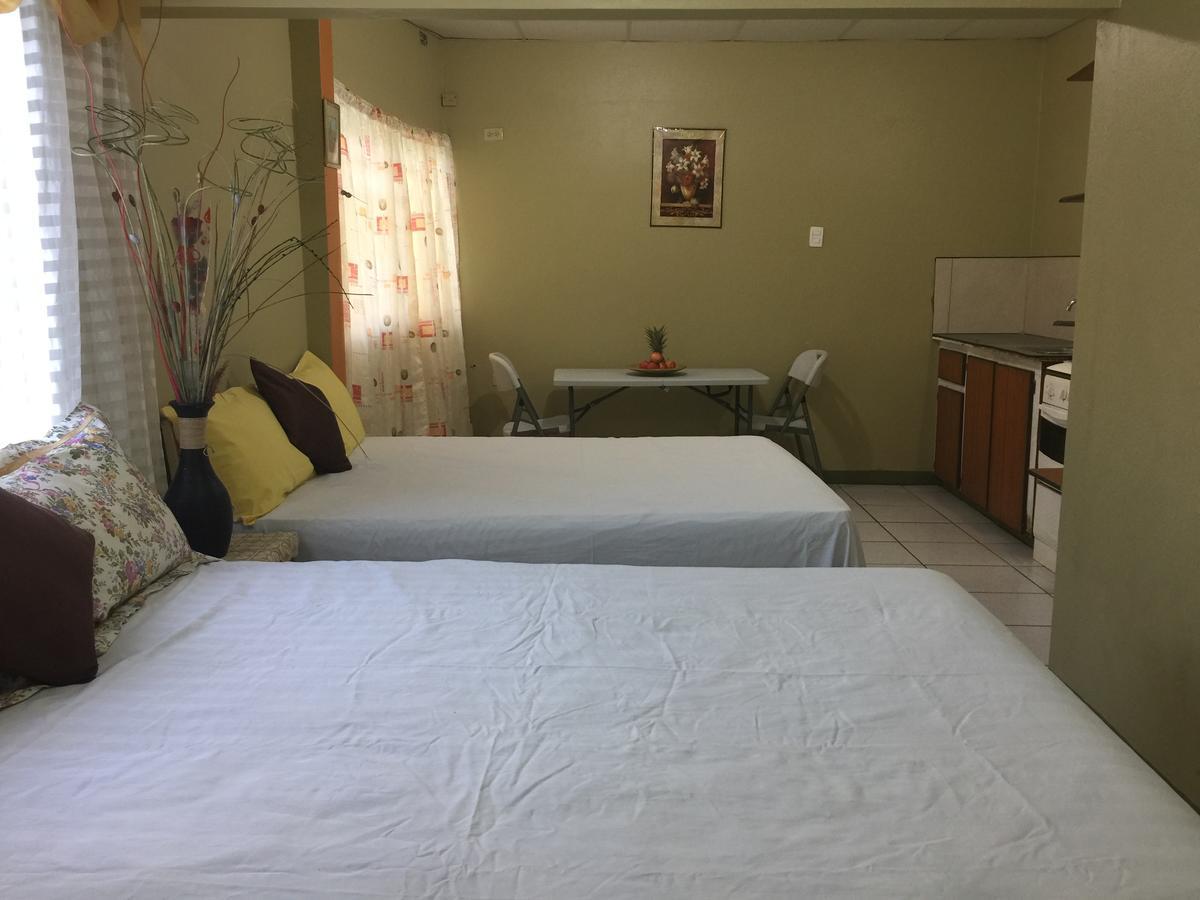 Bed and Breakfast La Mamre La Finette Exterior foto
